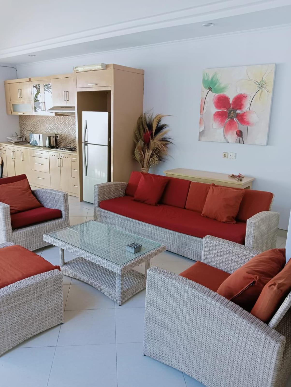 Glisten Up Villa Beach Side Sanur! Extérieur photo